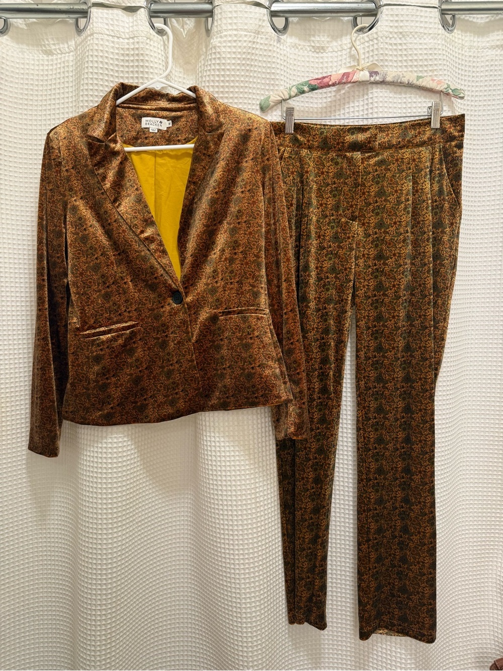 Molly Bracken Brown Floral Velvet Blazer & Pants Set - Size Medium